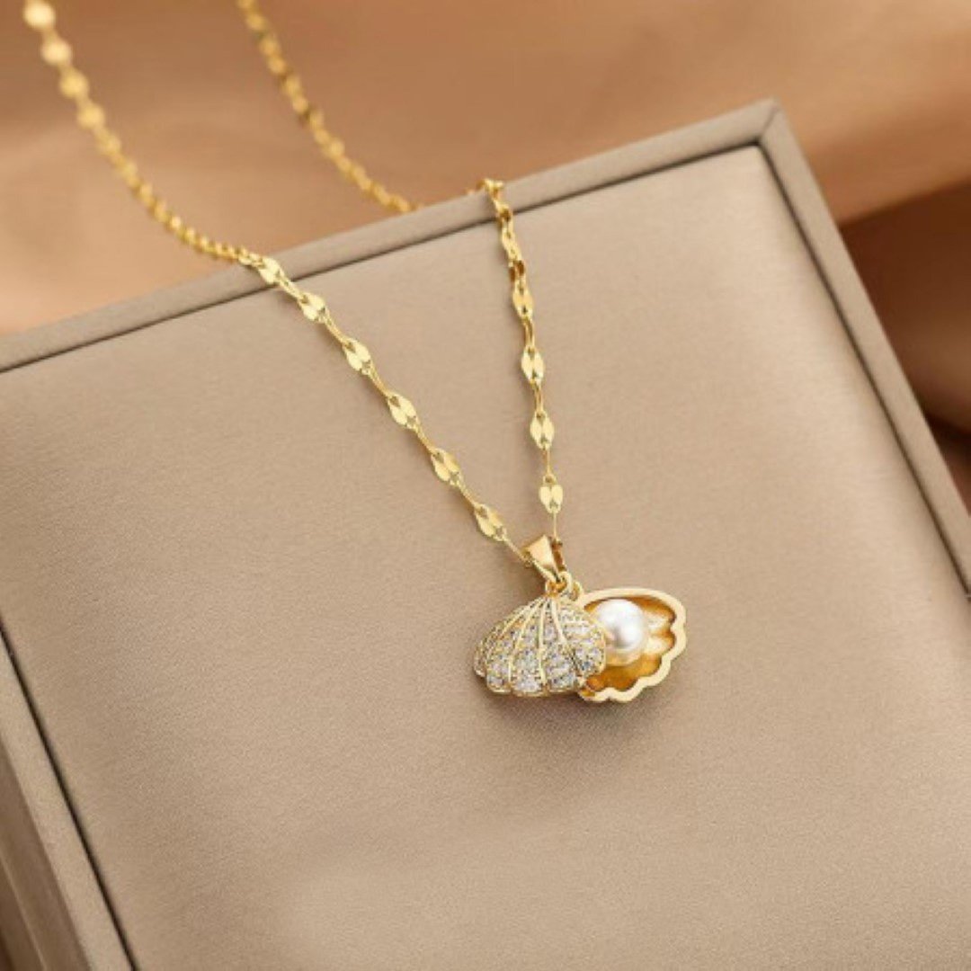 Pearl Shell Pendant  Gold Plated Necklace-NC-10412